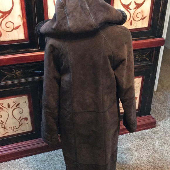 Vintage heavy/thick lined brown suede maxi coat - Picture 3 of 8